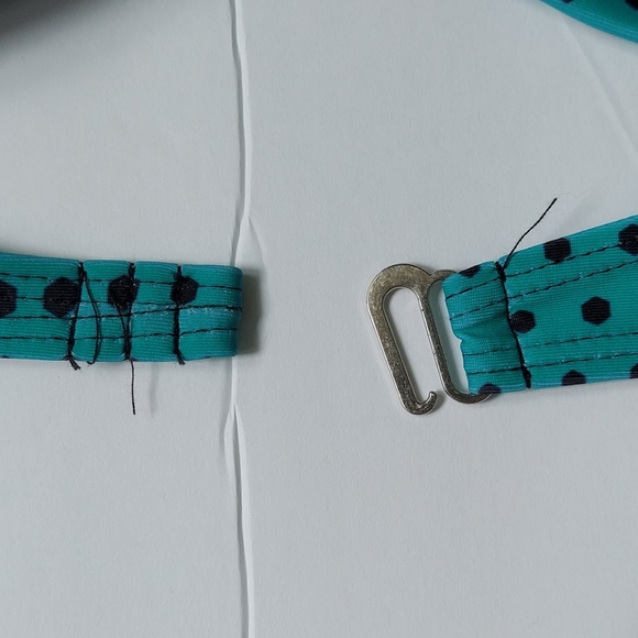 Bikini Set - Picture 7 of 8